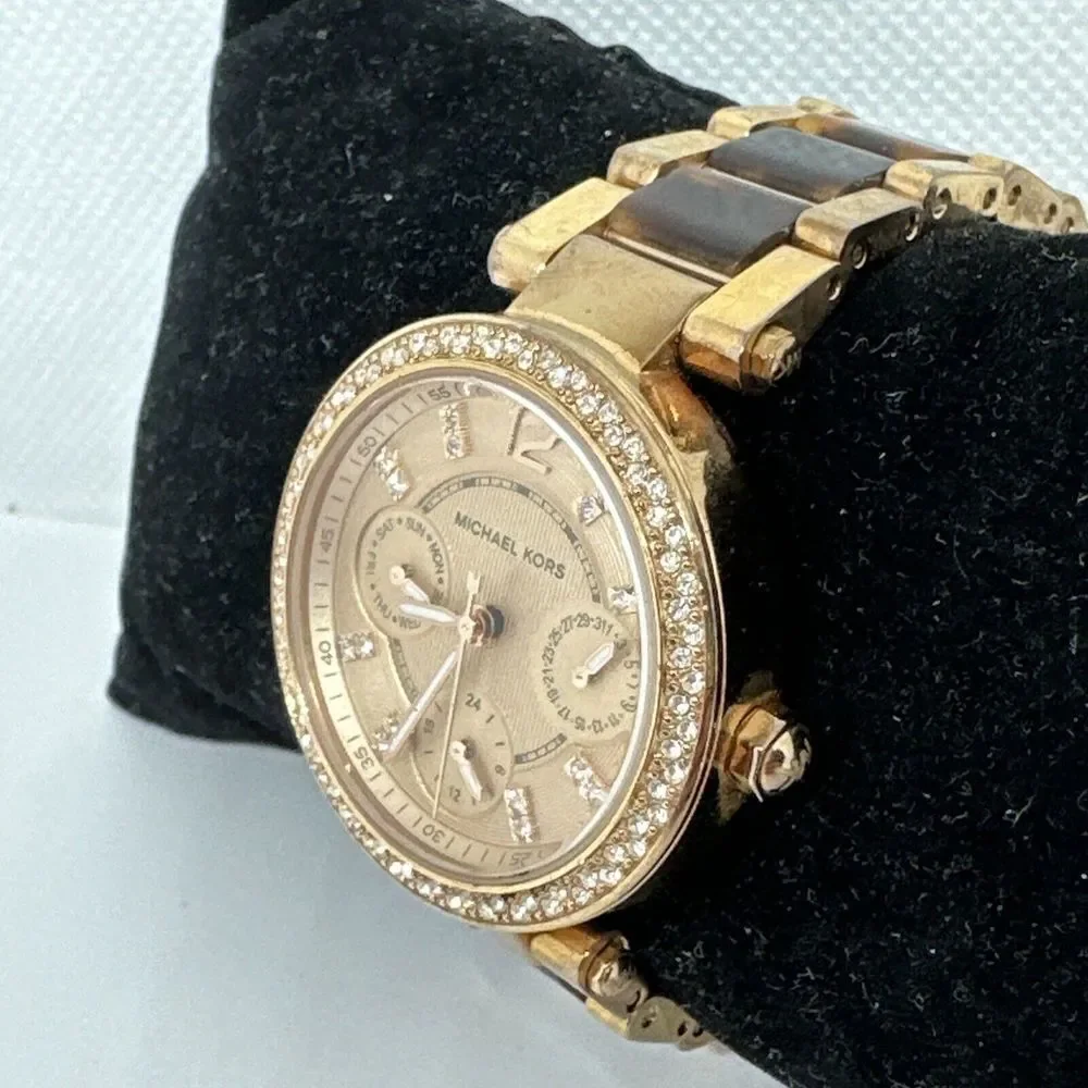 Michael Kors MK5841 Women's Two Tone Analog Rose Dial Quartz Wrist Watch NUL64